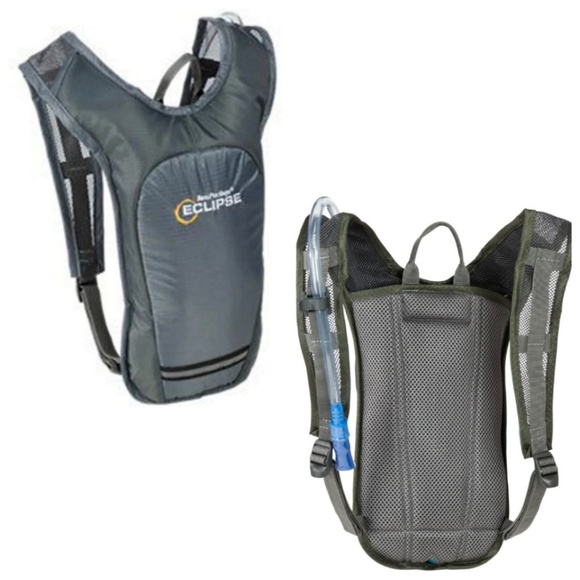 bass pro hydration pack